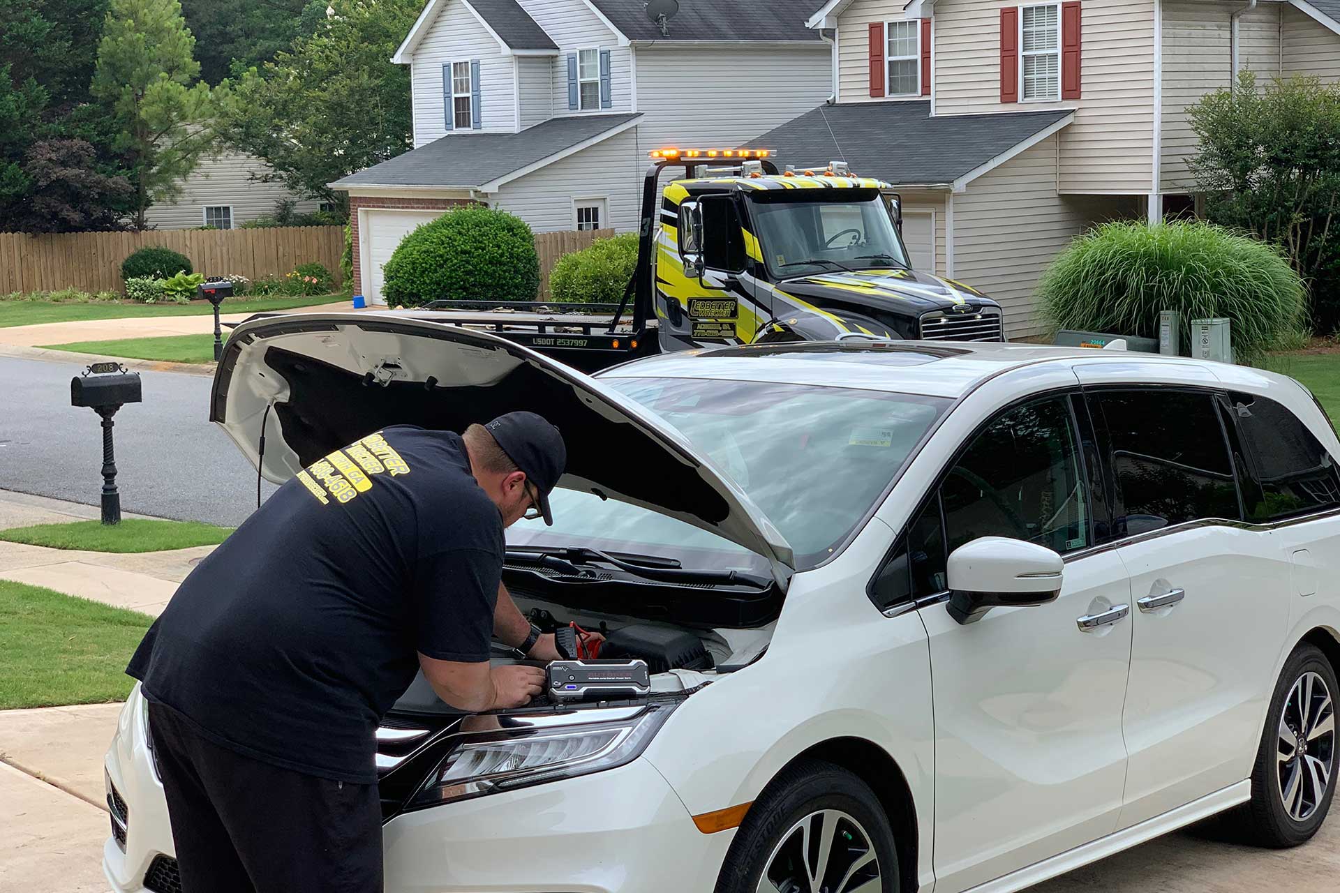Ledbetter Wrecker | Roadside Assistance Jumpstart Service